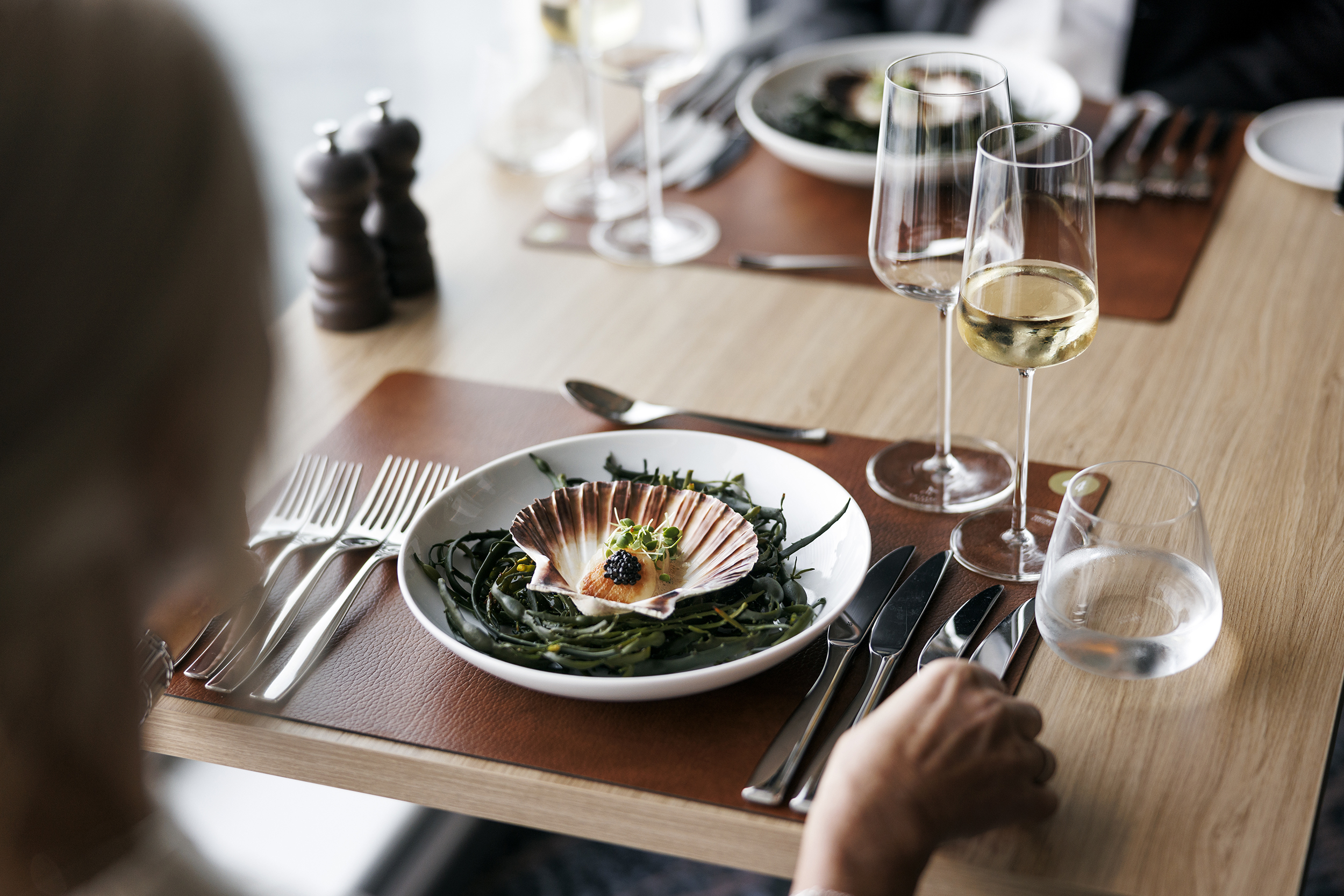 Nyd en middag med en femretters signaturmenu på Hildring