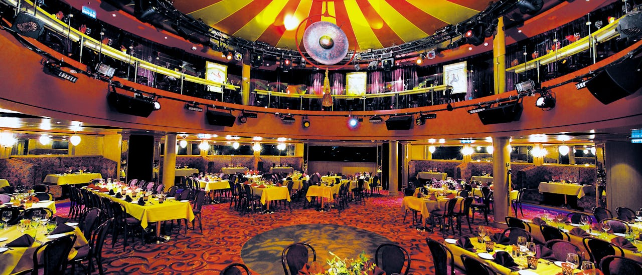 Middagsshowene Cirque, Dreams and Dinner (koster ekstra)