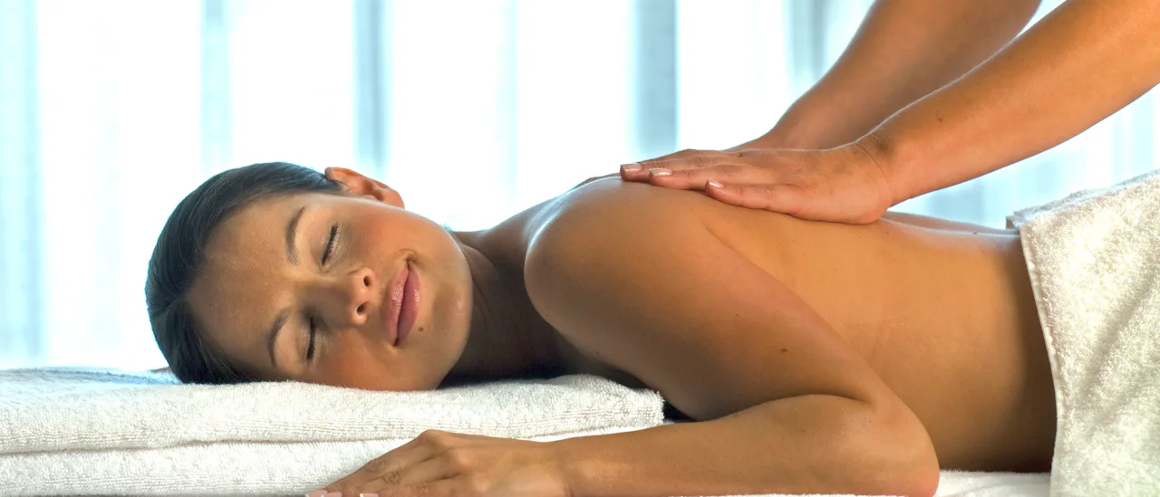 Forkæl dig selv med en massage i spaen
