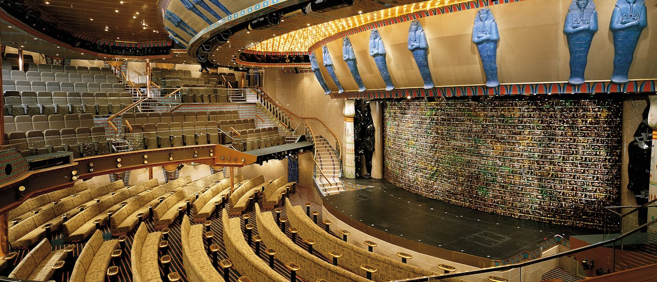 Teatret i forventning om et Las Vegas-inspireret show