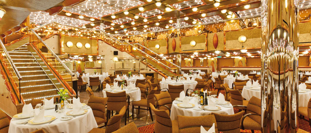 Á la carte-spisestuen er inkluderet sammen med buffetrestauranten