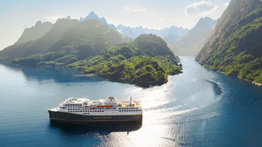 Havila Castor, Norske Fjorde