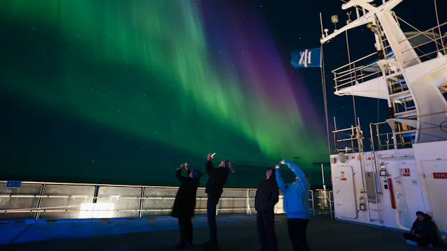 Nordlys hx spitsbergen