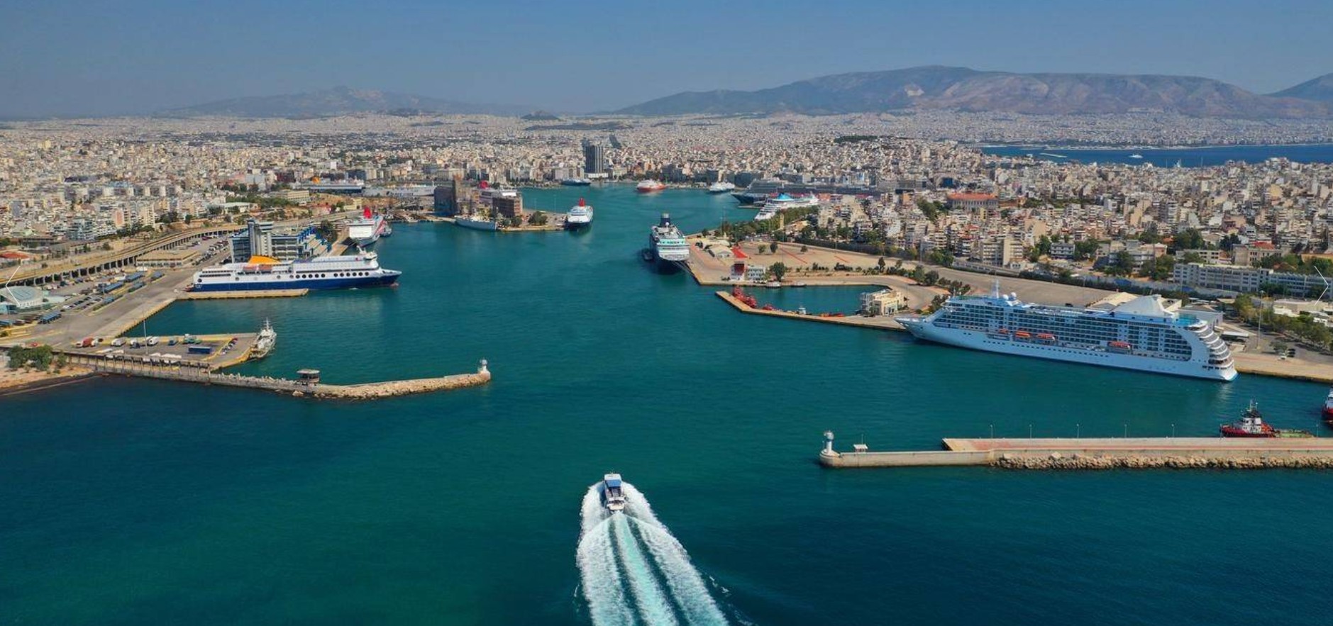 Piraeus Premium Suites