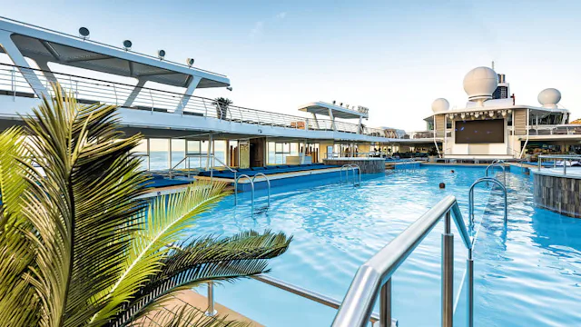pool på mein schiff